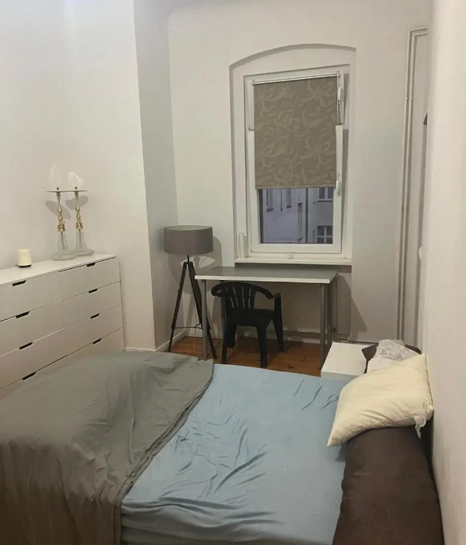 Daire Schoene Ruhige Gesamte Moeblierte Unterkunft Berlin